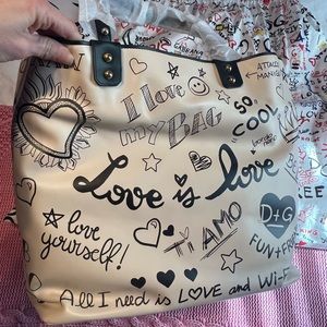 D&G Beatrice Shopping Tote mural print calfskin